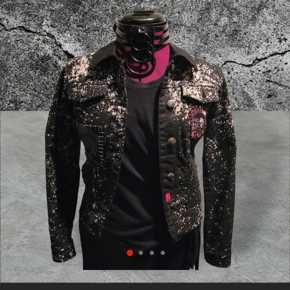 Black Skull Print Women's Jacket - Picture 2 of 4